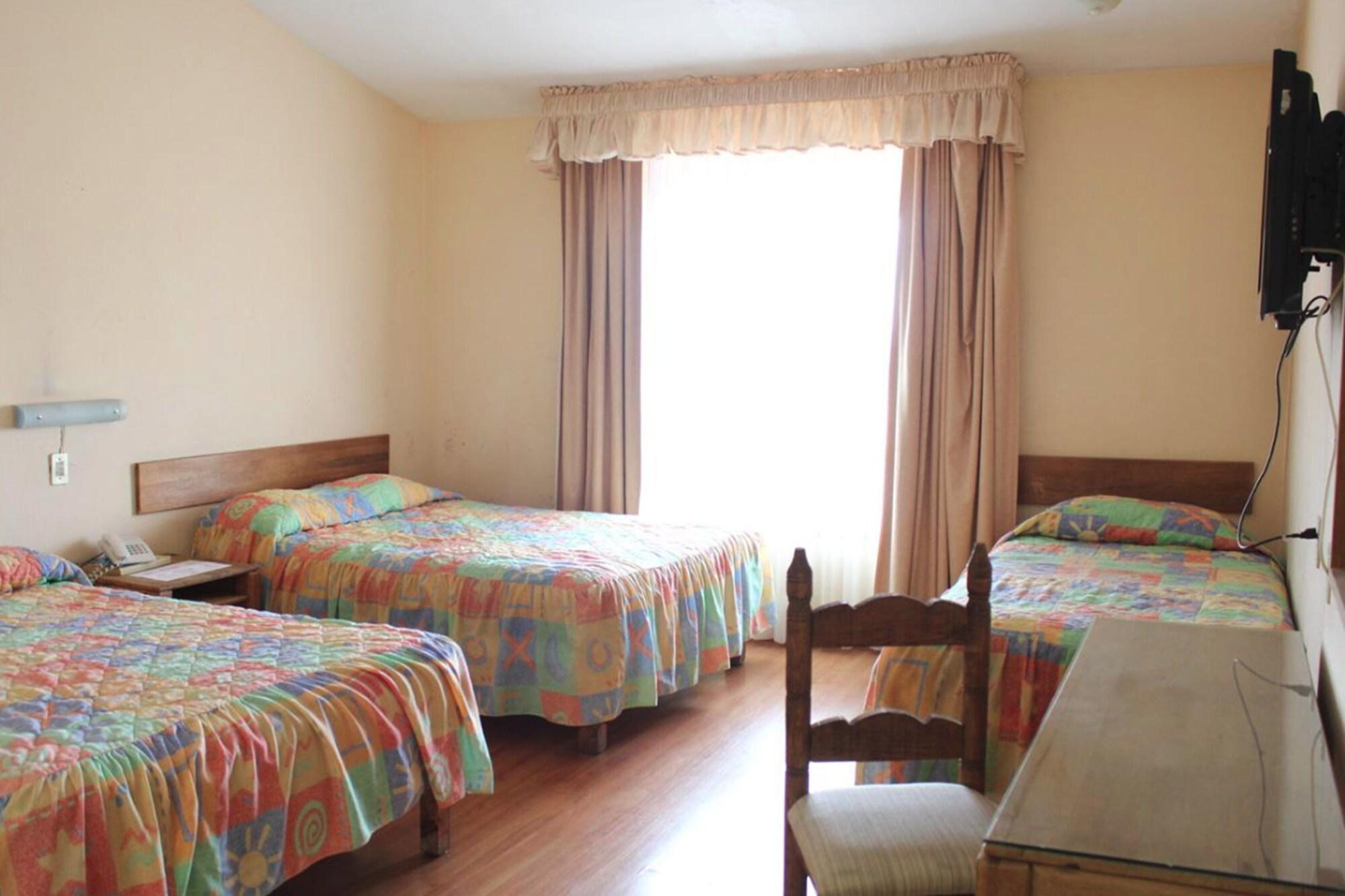 Hotel Plaza Zacatecas Guadalupe  エクステリア 写真