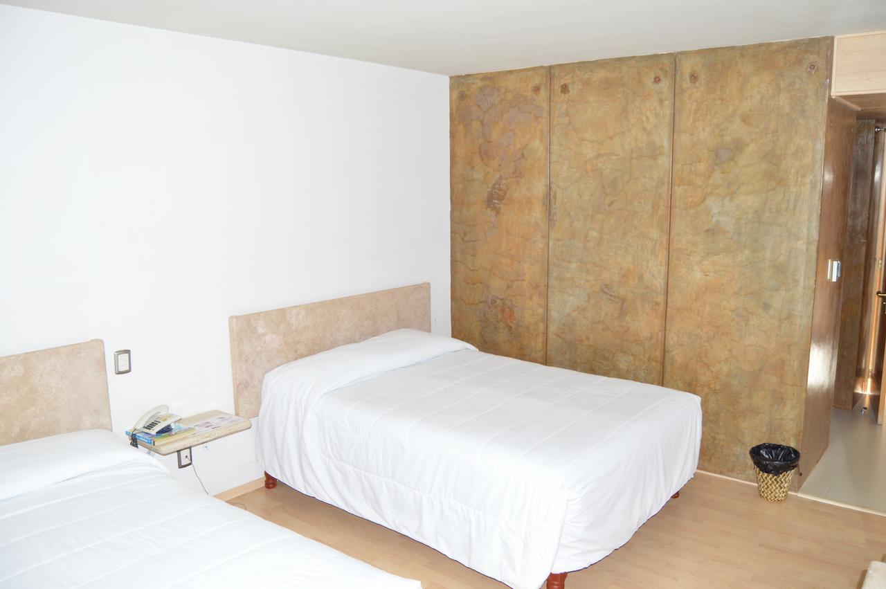 Hotel Plaza Zacatecas Guadalupe  エクステリア 写真